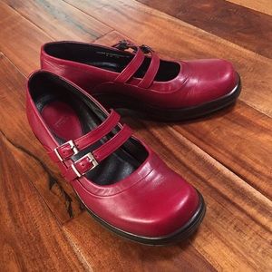 Dansko Babette Ruby